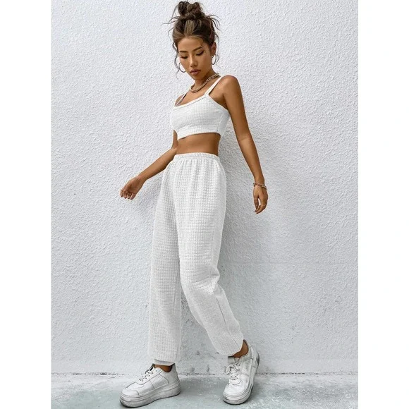 2 piece set: minimalist Crop Cami Top & Sweatpants white - Picture 2 of 11